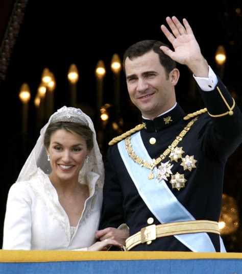 El álbum de boda de Felipe y Letizia: las 26 fotos más .